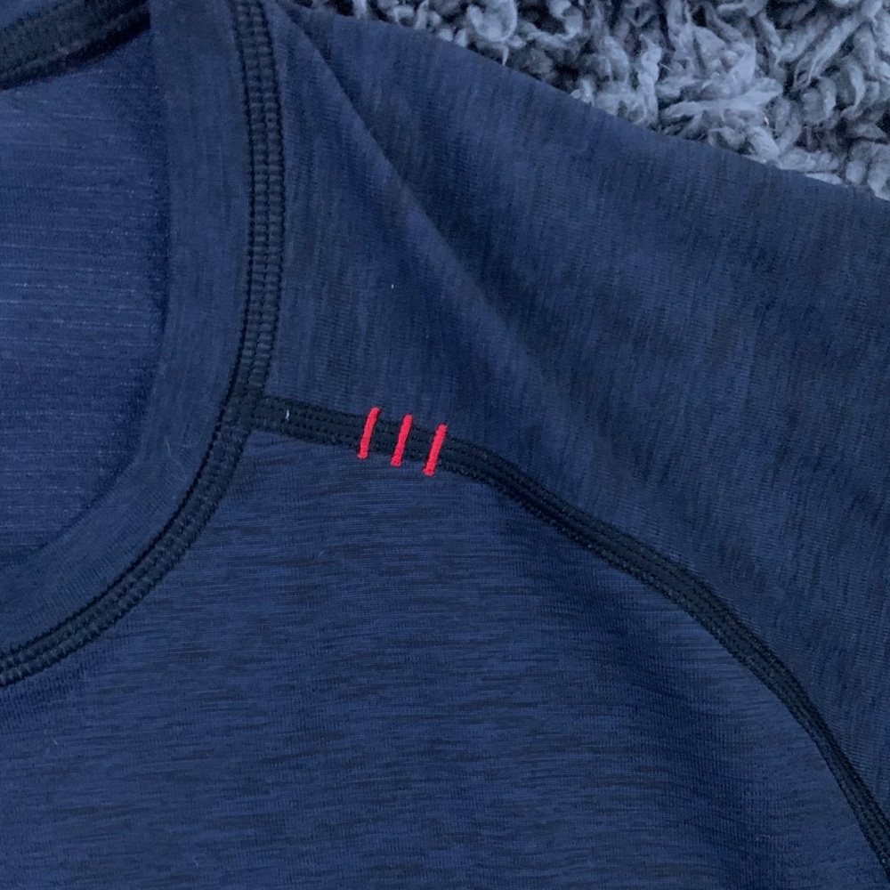 Lululemon metal tech shirt